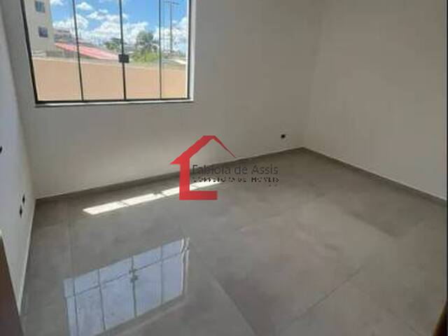 Apartamento para Venda em Colombo - 4