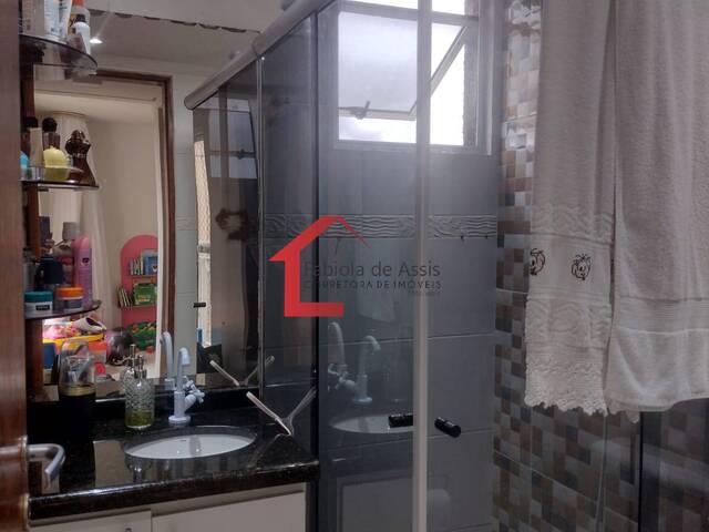 #69 - Apartamento para Venda em Pinhais - PR