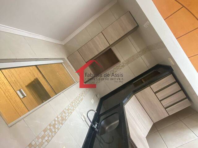 #82 - Apartamento para Venda em Colombo - PR