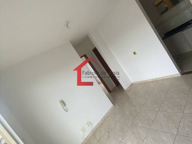 #82 - Apartamento para Venda em Colombo - PR