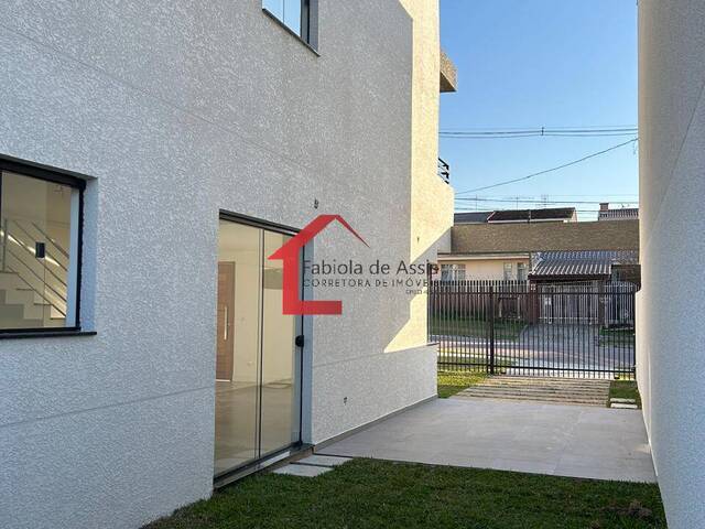 Sobrado para Venda em Curitiba - 4