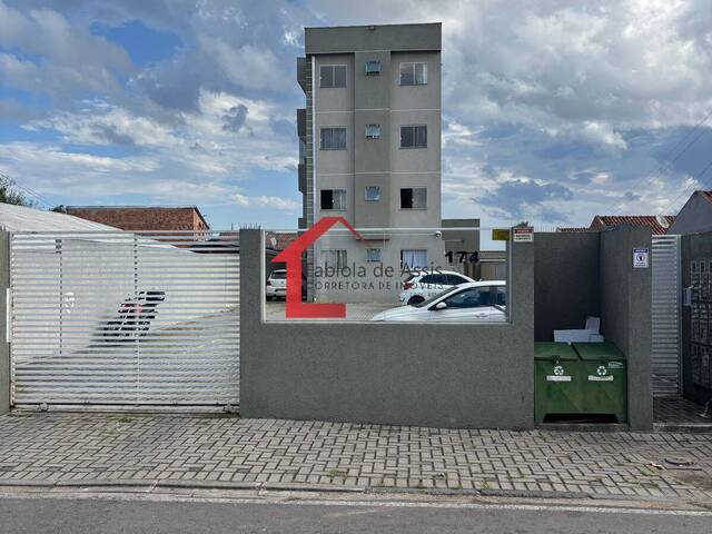 #90 - Apartamento para Venda em Colombo - PR