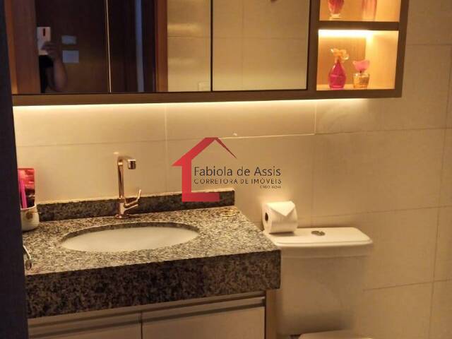 #93 - Apartamento para Venda em Colombo - PR