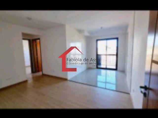#93 - Apartamento para Venda em Colombo - PR