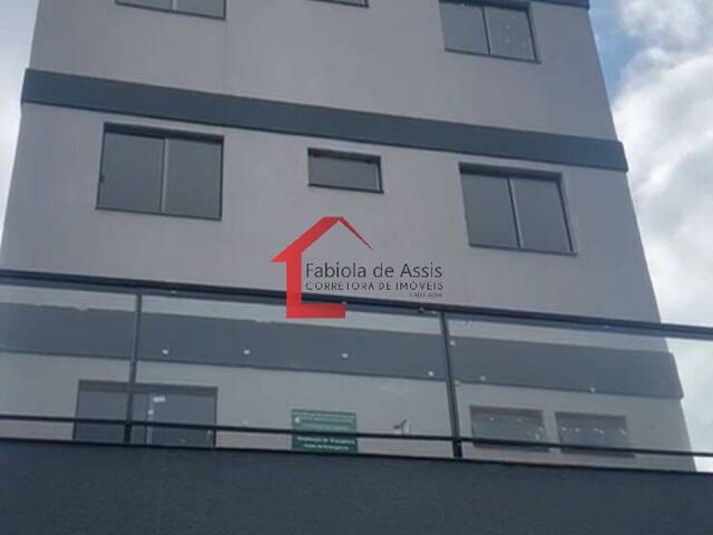 #95 - Apartamento para Venda em Colombo - PR