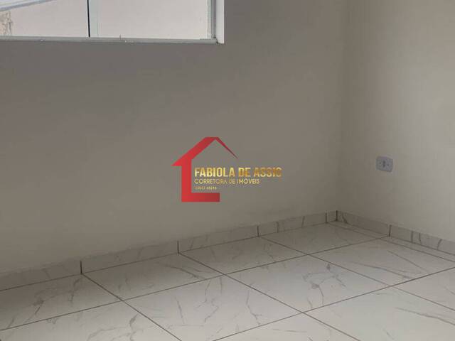 #98 - Apartamento para Venda em Colombo - PR