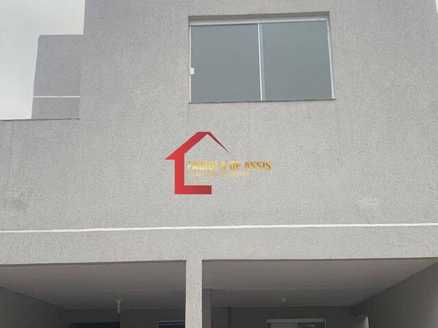 #98 - Apartamento para Venda em Colombo - PR