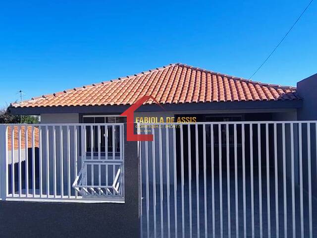 #101 - Casa para Venda em Colombo - PR