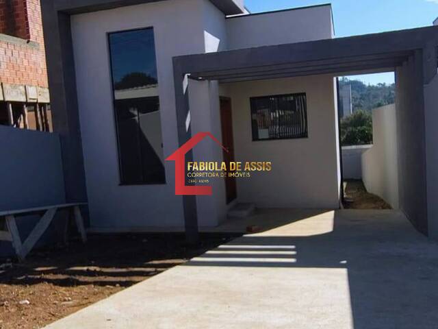 #102 - Casa para Venda em Colombo - PR