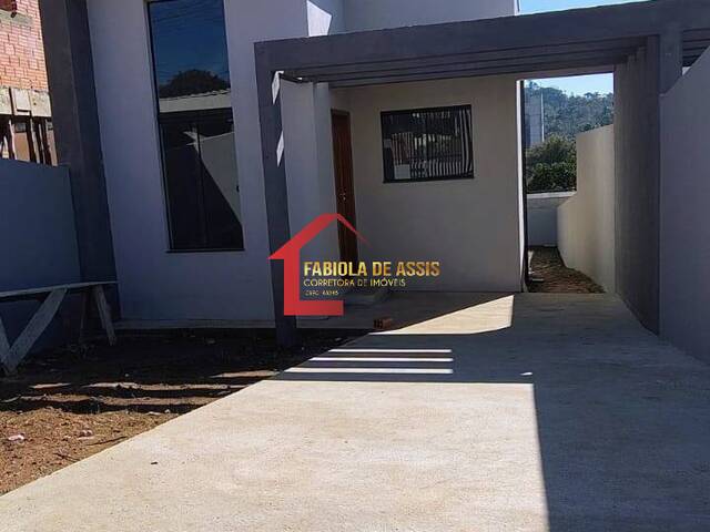 #102 - Casa para Venda em Colombo - PR