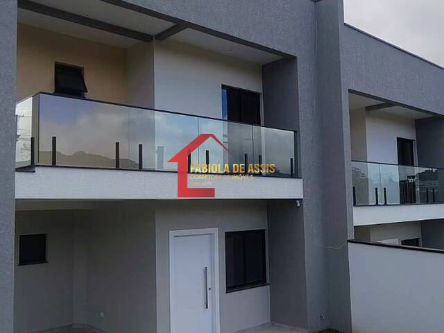 #103 - Casa para Venda em Quatro Barras - PR