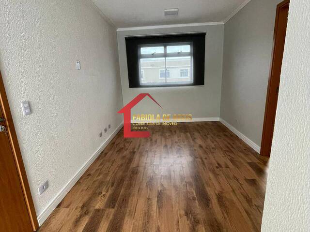#130 - Apartamento para Venda em Colombo - PR