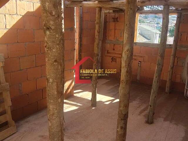 Casa para Venda em Colombo - 4
